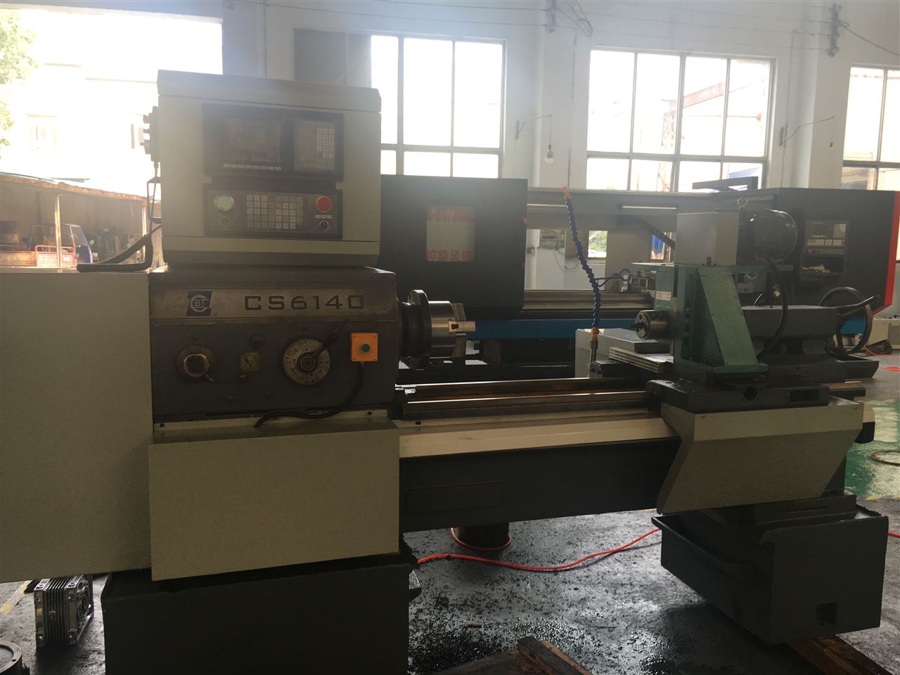 革新精密加工 常州腾创机械设备厂的6140/1m改装版数控旋风铣解决方案